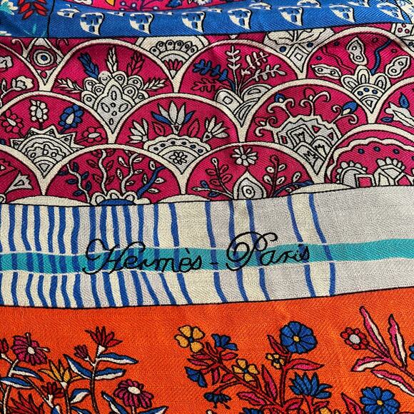 Hermes Paris Scarf Shawl Wrap Red Multicolored Bird Print Cashmere Silk Blend - Picture 4 of 11